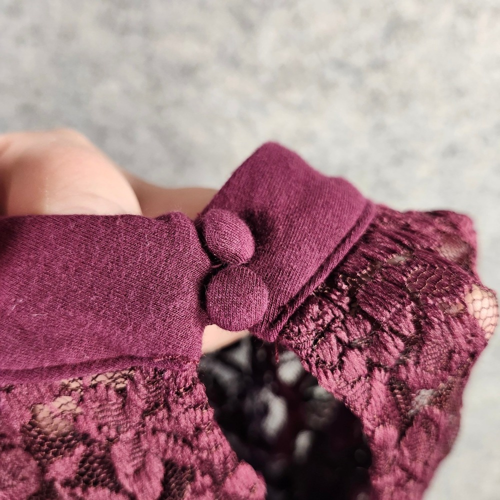 Torrid Burgundy Lace Tunic Top Keyhole Neck Long Sleeve Women‎ Size 2 18/20 Goth - Picture 12 of 14